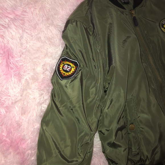 Army green bomber jacket - Picture 2 of 7